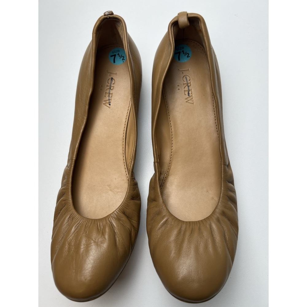J Crew  Anya Ballet Flats Women's Size 7.5 Camel Leather Neutral Shoe Comfy